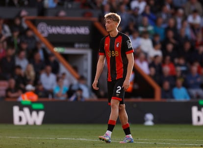 ait6yh27ar6artlek46w325l2e-1 Dean Huijsen en el partido de Premier ante el Aston Villa el 10 de mayo.
