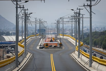 bculn2drj5f6douj22upjrvqdq Se estima que el sistema de transporte atienda a 230.000 usuarios cuando se complete su operación.