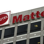 Mattel prevé subir sus precios por los aranceles de EE.UU. y tras alusión de Trump a muñecas Mattel prevé subir sus precios por los aranceles de EE.UU. y tras alusión de Trump a muñecas