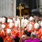 Giovanni Battista Re pide en misa previa al Cónclave que el Espíritu Santo ilumine a cardenales que elegirán al papa Giovanni Battista Re pide en misa previa al Cónclave que el Espíritu Santo ilumine a cardenales que elegirán al papa