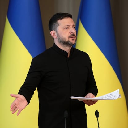 gk7m5fg2sbad5gruh2hvgoue6i-1 13 May 2025, Ukraine, Kiev: Ukrainian President Volodymyr Zelensky speaks during a press conference. Photo: -/Ukrinform/dpa
13/05/2025 ONLY FOR USE IN SPAIN
