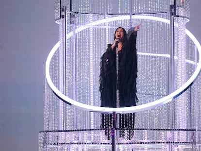 hl4ixvefo5dlxlljnis43w2554 La cantante israelí Yuval Raphael durante su actuación en el Festival de Eurovisión este sábado en Basilea, Suiza.