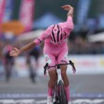 Mexicano Del Toro se impone en Bormio y refuerza liderato del Giro de Italia Mexicano Del Toro se impone en Bormio y refuerza liderato del Giro de Italia
