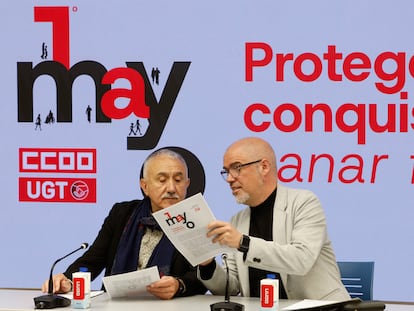 ksx5mvvqdnc6ddifjdmtzzhc7i Los secretarios generales de UGT, Pepe Álvarez (i), y de CCOO, Unai Sordo, en la presentación de los actos de celebración del Primero de Mayo.