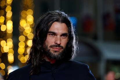 Oliver Laxe, en la entrada el jueves por la noche en el pase de gala de 'Sirât'.
