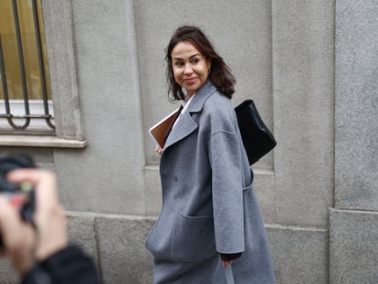 nwitqysj4vhm3pfemuotepv6la La expresidenta de Adif Isabel Pardo de Vera a su llegada al Tribunal Supremo en Madrid, en marzo.