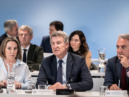 sxjiup5q25cxa4co5kccdht47u El presidente del Partido Popular, Alberto Núñez Feijóo, este lunes durante la reunión de la Junta Directiva Nacional de su formación.