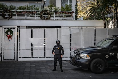 ukqzdryybffz7dbyi7wvok24p4 Domicilio del periodista mexicano, Ciro Gómez Leyva un día después del atentado que sufrió en la colonia Florida de Ciudad de México