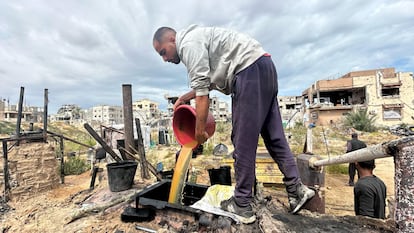 wmwbf6o6nnc7fkhpgopwcyodoq Reparar billetes hechos trizas o fabricar combustible con plástico: Los nuevos oficios para sobrevivir en una Gaza totalmente asediada