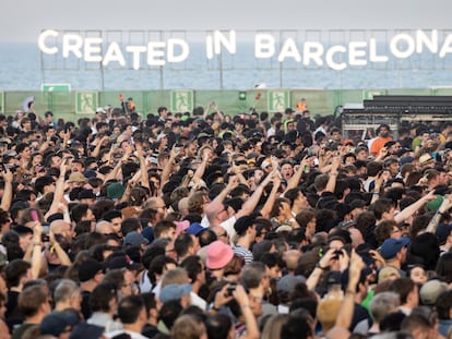 2bils4i73zefteorwuvsu2onky El recinto del Fòrum de Barcelona, durante la segunda noche del festival Primavera Sound 2025.