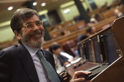 djixqgoslvfdtpnpnby7tdf4ge-1 José Enrique Serrano, en 2017 en el Congreso de los Diputados.
