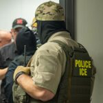 Trump insiste en que redoblará redadas migratorias en ciudades con gobiernos demócratas Trump insiste en que redoblará redadas migratorias en ciudades con gobiernos demócratas