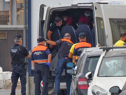 rno5mlbb7netpcvg5vlr5qys7m Segundo grupo de menores expulsado a Marruecos desde Ceuta, el 14 de agosto de 2021.