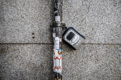 Un cajetín de un piso turístico en la calle Toledo de Madrid