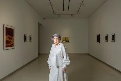 La galerista Elvira González, en su galería, en Madrid.