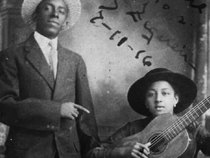dnjo3ti6nqrzenx3nct22bpfju María Teresa Vera, con Rafael Zequeira, en 1916.