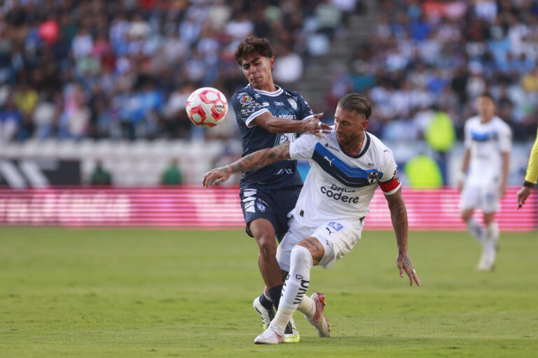 elias-montiel-sergio-ramos-liga-mx-apertura-2025