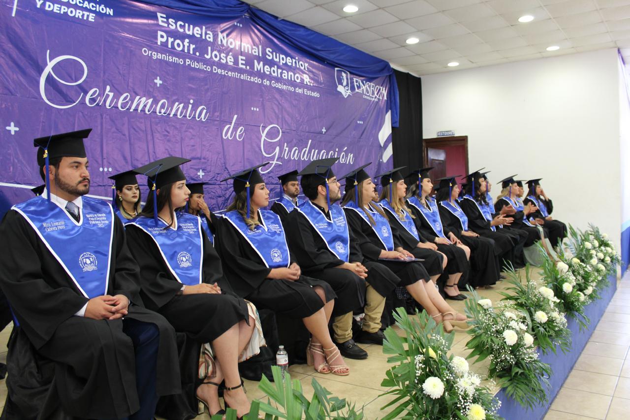 graduaciones2028729-1
