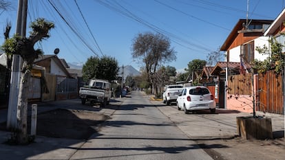 h3gybpm4lnf2lousuyfsxdqnmu-1 Un pasaje del barrio 'El Cortijo' en Santiago, Chile, el 3 de julio de 2025.