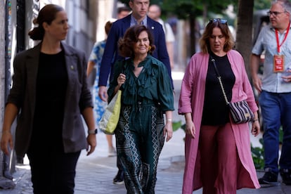 hy37d4d3l2mudohzudmz5u7thu La presidenta del Consejo de Estado, Carmen Calvo, a su llegada a la sede del PSOE para asistir al Comité Federal del PSOE.