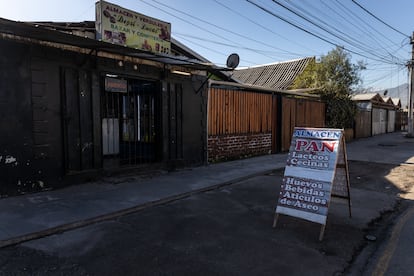 xlb3zudfhvas3p34pwnop3wabq Un almacén del barrio donde nació y creció la candidata presidencial.