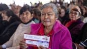 Foto ilustrativa de la nota titulada: Pensión Mujeres Bienestar: En estas fechas puedes recoger la tarjeta si te registraste en agosto