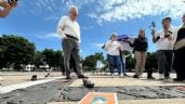 Foto ilustrativa de la nota titulada: Madres buscadoras colocan zapatos en la explanada del Palacio de Gobierno en Culiacán