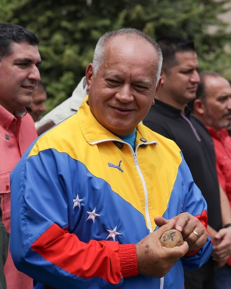 f768x1-230461_230588_5050