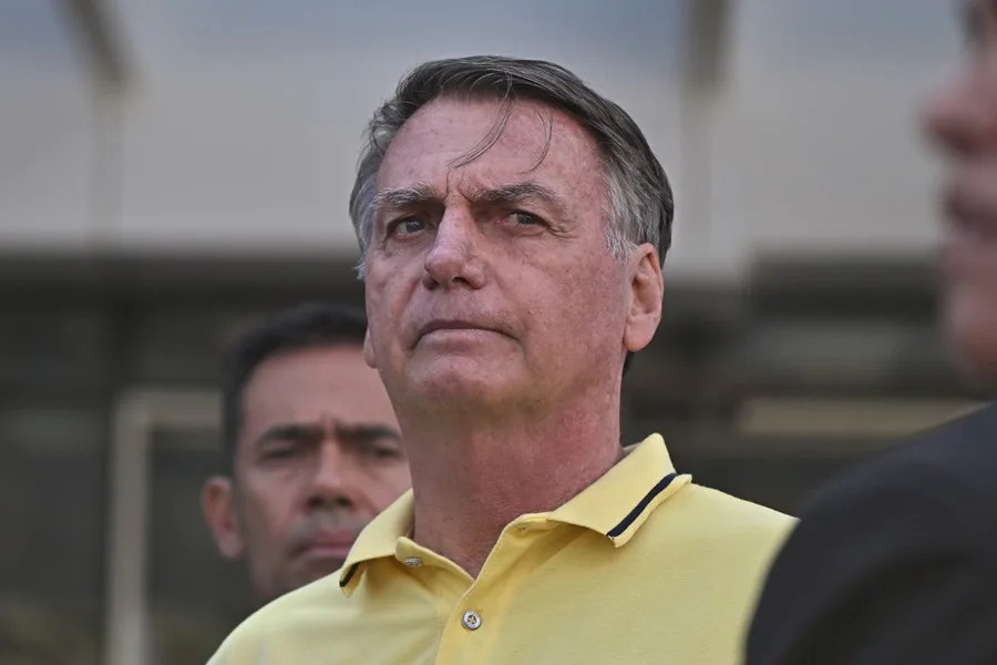 Un hijo de Bolsonaro prevé nuevas sanciones de Trump a Brasil si su padre es condenado