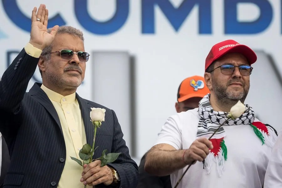 Venezuela e Irán refuerzan su alianza ante las "amenazas" de Estados Unidos