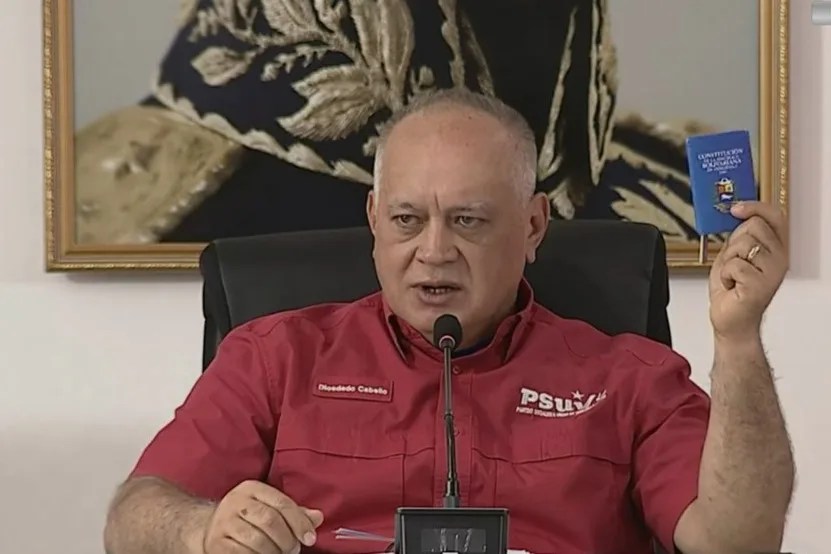 Diosdado Cabello dice que la eventual reapertura de las embajadas con EE.UU. busca proteger a Maduro