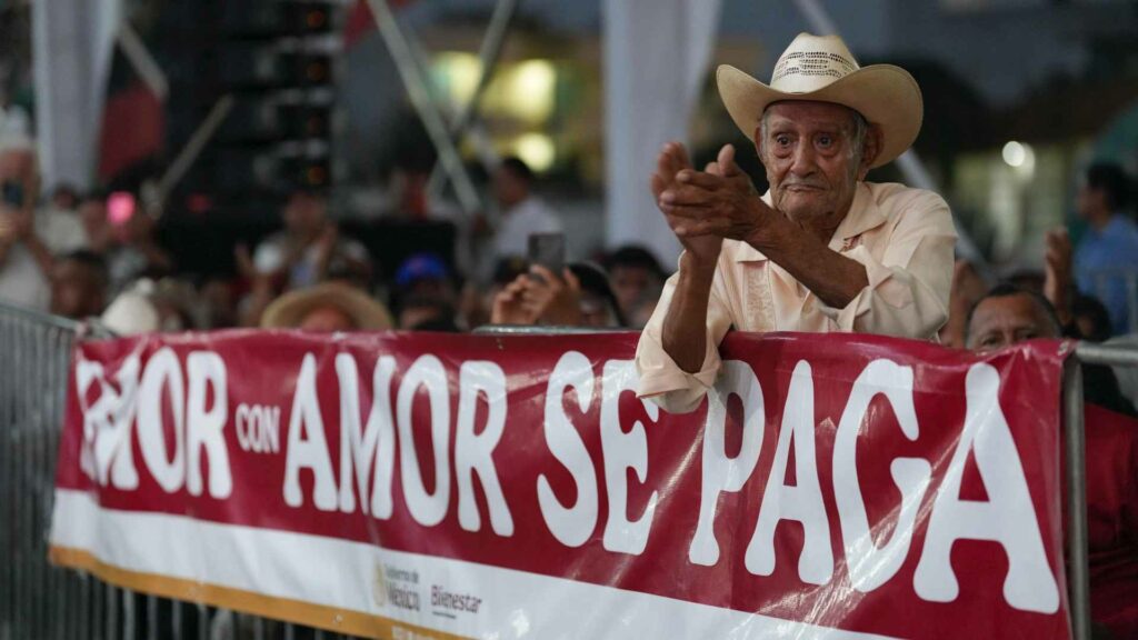 Sheinbaum entrega pensiones en Veracruz y refuerza Programas del Bienestar - sheinbaum-entrega-pensiones-en-veracruz-y-refuerza-programas-del-bienestar-como-derechos-constitucio-1-1024x576