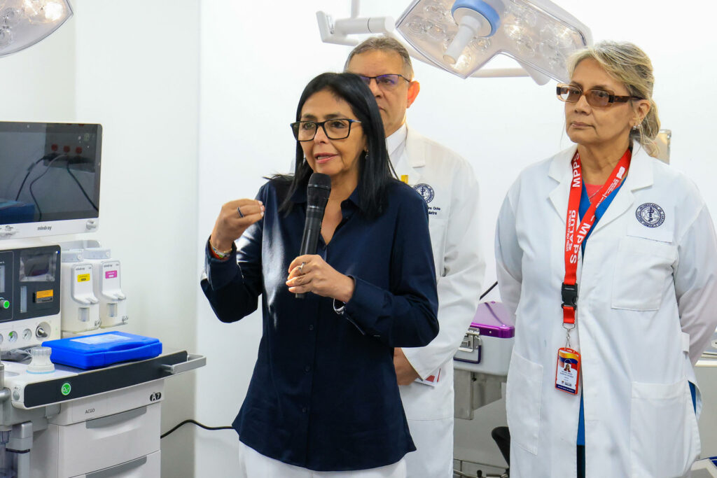 Delcy Rodríguez dice que "en algún momento" viajará a Estados Unidos - 1bdb856c18541346b26247b09f469d045924fbcaw-1024x683