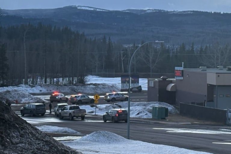 canada-tiroteo-tumbler-ridge-columbia-britanica