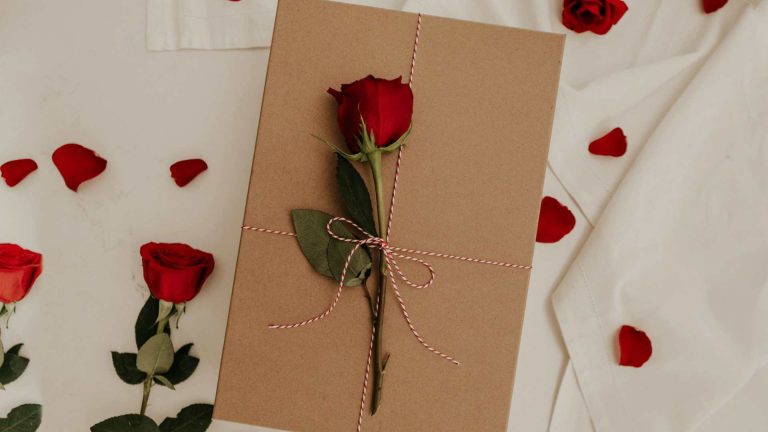 san-valentin-se-reinventa-en-eeuu-mas-autorregalos-familia-y-menos-amor-romantico