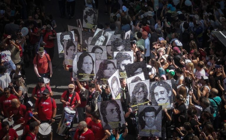 aniversario-del-golpe-de-estado-en-buenos-aires-argentina