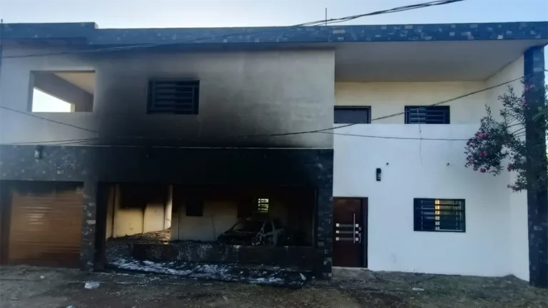 casa-quemada-4c539f6f-focus-min0-02-0-24-1200-675