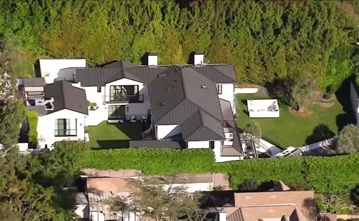 Disparan contra la casa de Rihanna en Los Ángeles; hay una detenida - vivienda-de-rihanna-en-los-angeles
