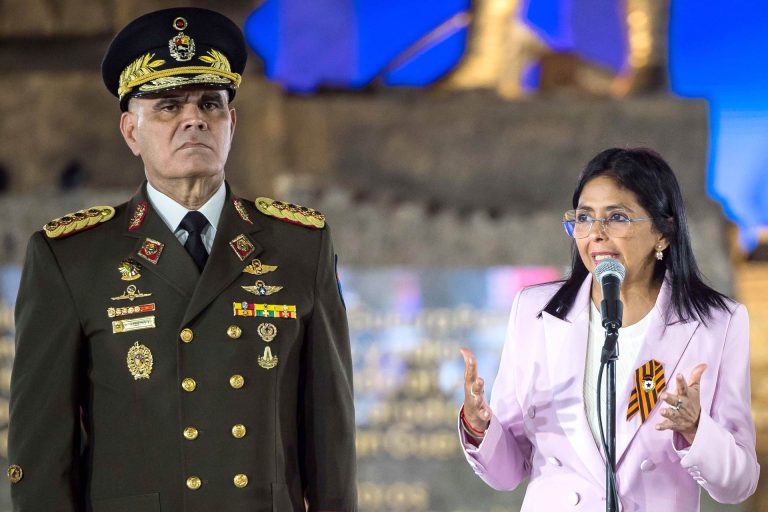 vladimir-padrino-lopez-delcy-rodriguez-venezuela