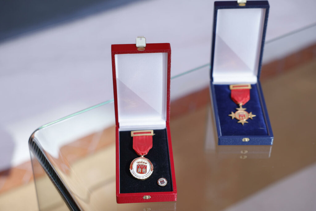 Machado recibe la Medalla de Oro de Madrid: "Siento que hoy empieza nuestro retorno" - 4420cfb4f5bd0fb14d48decdf2b91d4d2132c84fw-1024x683