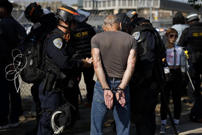 4d25f5ffc24d32416428fb408d3213b534340c15w