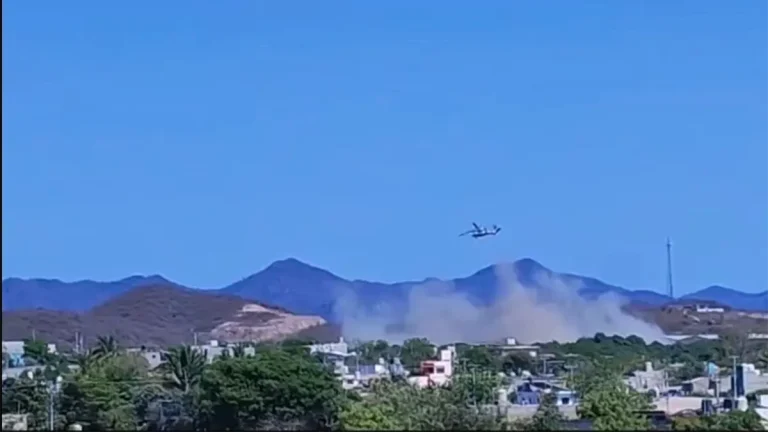 civiles-armados-y-ejercito-mexicano-se-enfrentan-en-escuinapa-tres-lesionados-89c8777e-focus-0-03-min0-31-1200-675