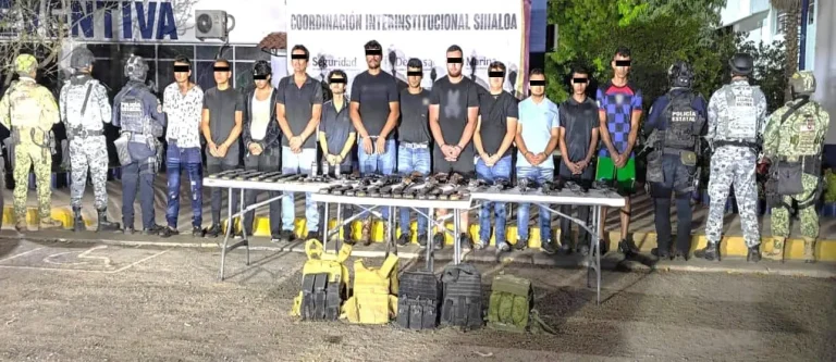 detienen-a-tres-estadounidenses-entre-doce-sicarios-en-el-rosario-5c7205a9-focus-0-0-1200-675