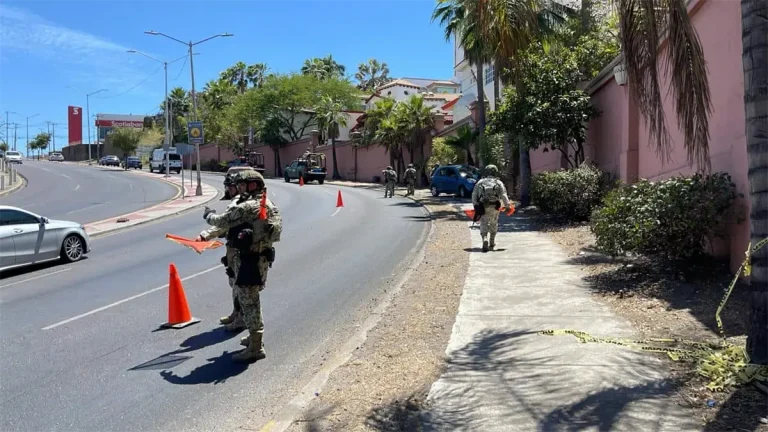 ejercito-detiene-a-menores-de-edad-en-culiacan-tras-persecucion-f3e497c6-focus-0-0-1200-675