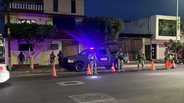 f035f2dd84e47a97df3cb7168f6d0359-40fdee5f-focus-0-0-1200-675