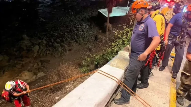 hombre-caida-mazatlan-7b8c5283-focus-0-0-1200-675