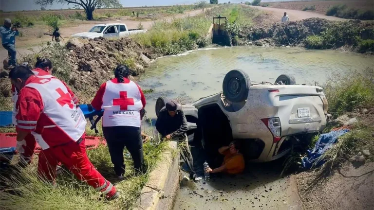 seis-heridos-en-accidente-de-vagoneta-volcada-en-ruiz-cortines-db162cfd-focus-0-0-1200-675