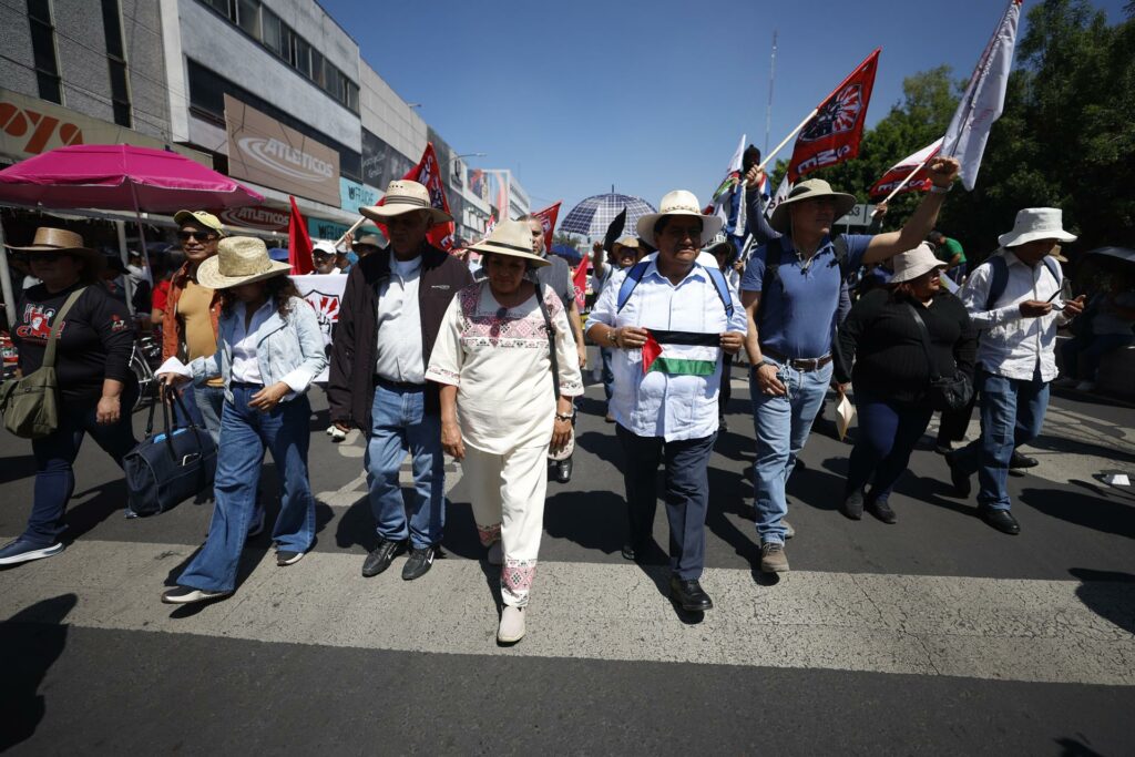 0f2decf86a86b0c578ea132546aadaceea382de6w-1024x683-1 CNTE toma calles del Centro Histórico de CDMX y advierte nuevas acciones si no atienden sus demandas - 0f2decf86a86b0c578ea132546aadaceea382de6w-1024x683