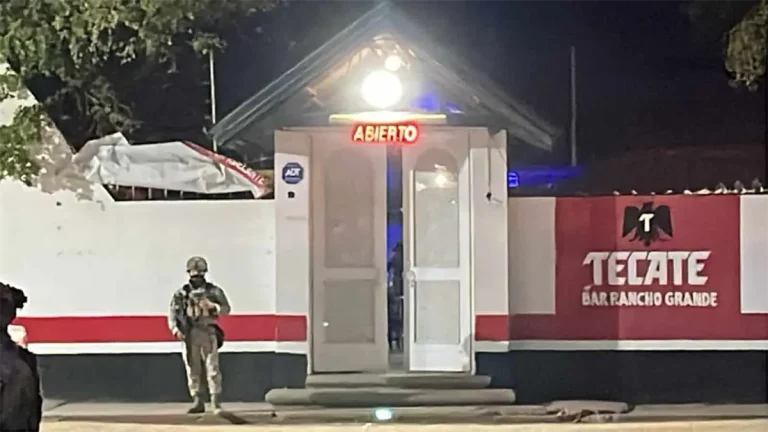 asesinan-a-hombre-a-balazos-en-el-bar-rancho-grande-de-culiacan-0378f974-focus-0-0-2-1200-675