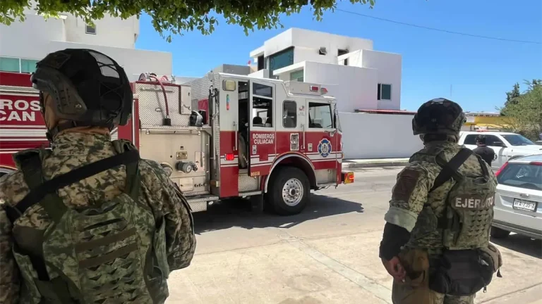 cortocircuito-en-culiacan-genera-intervencion-de-bomberos-y-proteccion-civil-53cdba9e-focus-0-0-1200-675